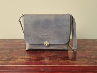 galerie/001 Taschen/008 Tina/resized/T0180 (2022-07-12) 3_small.jpg